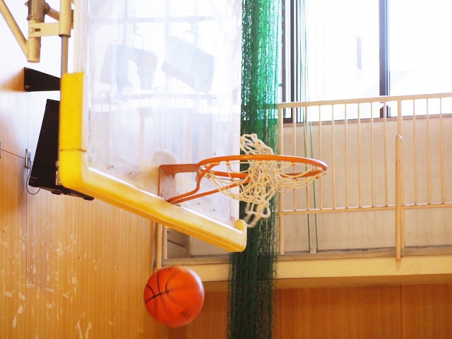 バスケ フローターシュートの基本と考え方 バスケットボールターミナル バスタミ